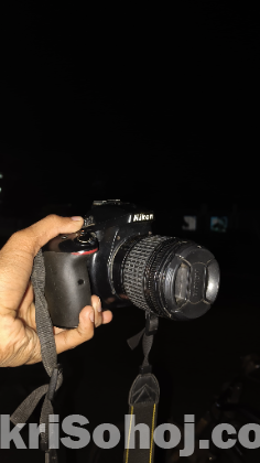 Nikon D5300 DSLR 24.2 MP Wi-Fi With 18-55mm Lens